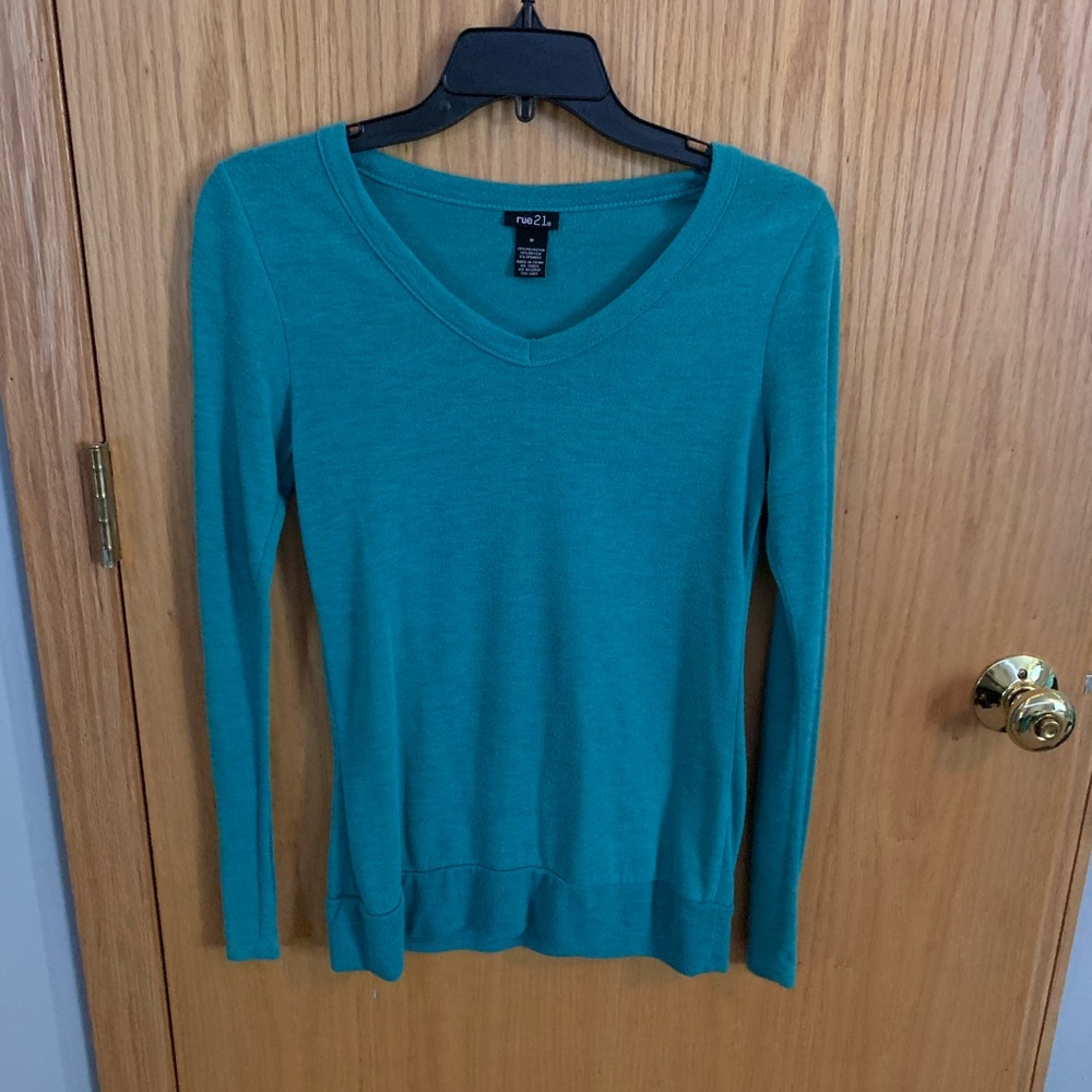 long sleeve tee shirt